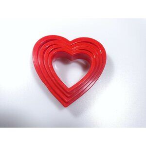 Red Netting Heart Shape Plastic Cookie Cutters